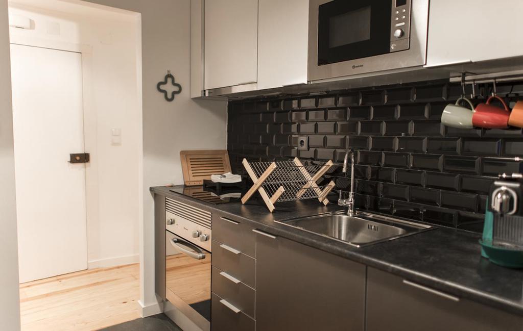 Apartamento Martires Da Patria 리스본 외부 사진