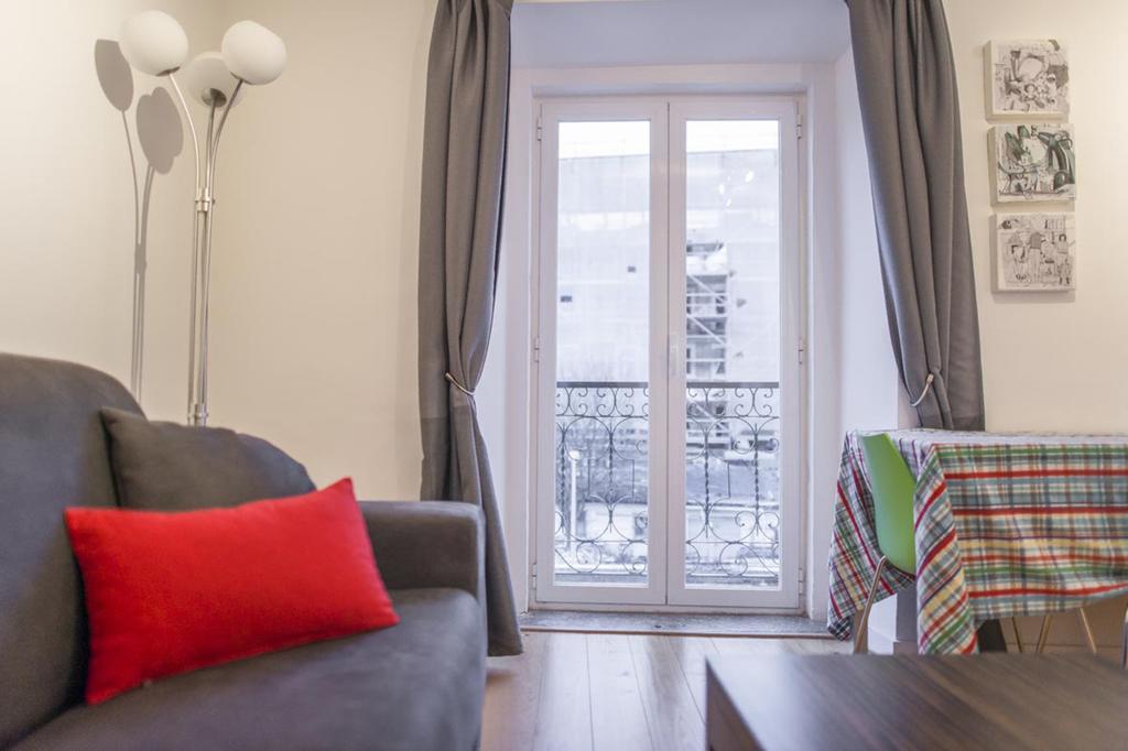 Apartamento Martires Da Patria 리스본 외부 사진