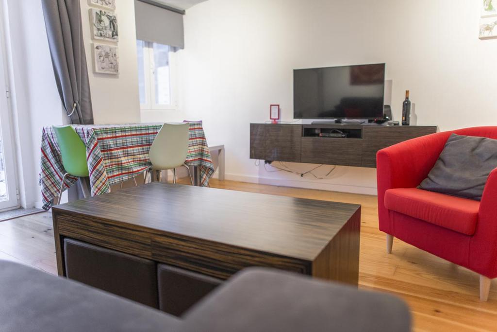 Apartamento Martires Da Patria 리스본 외부 사진
